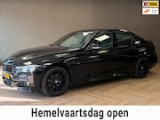BMW 3-serie - 318i M Sport Edition AUT. LEDER NAVIGATIE PDC STOELVERWARMIN
