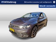 Volkswagen Polo - 1.0 TSI 95pk Life DSG AUTOMAAT / Navigatie by APP / LED / LM