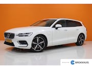 Volvo V60 - 2.0 T8 Twin Engine AWD Inscription | Pano | Leer | Trekhaak 