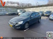 Volvo V60 - 1.6 T3 Kinetic | Climate | Cruise | Navi |