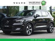 Volvo XC40 - B4 197pk Plus Dark | Trekhaak | Verwarmde Voorruit