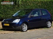 Ford Fiesta - 1.25 Celebration met Bluetooth en Trekhaak