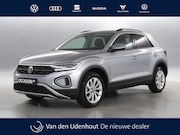Volkswagen T-Roc - 1.5 TSI 150pk Life Edition DSG / Navigatie / Keyless / Camer