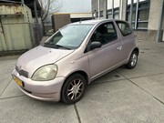 Toyota Yaris - 1.0-16V VVT-i Luna