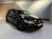 Volkswagen Golf - 2.0 GTI Performance|Akrapovic|ACC|Carplay|
