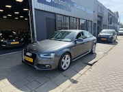 Audi A4 - 1.8 TFSI S Line Edition Automaat Navi Keyless