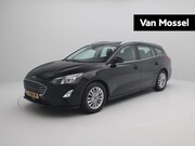 Ford Focus - Wagon 1.0 EcoBoost Active Business | Winter pakket | Navigat