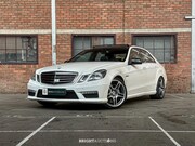 Mercedes-Benz E-klasse - E63 AMG 6.2 V8