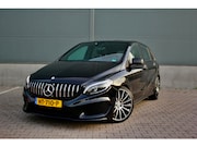 Mercedes-Benz B-klasse - 180 | AMG Pakket | Night pakket | Automaat