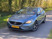 Volvo V40 - 1.6 D2 Kinetic |VLIEGWIEL HOORBAAR|