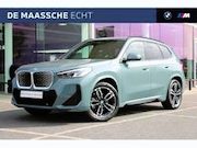 BMW iX1 - xDrive30 M Sport / Panoramadak / Sportstoelen / Ac