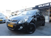 Hyundai i20 - 1.2i DynamicVersion / Airco / Elektrische ramen voor