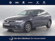 Volkswagen Polo - 1.0 TSI 96pk Life Edition / Navigatie / Camera / Stoelverwar