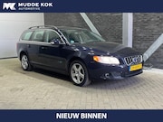 Volvo V70 - T4 Limited Edition | Trekhaak | Leder | Stoelverwarming | Cr