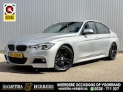 BMW 3-serie - 330e M Sport | HUD | Carplay | Leder | LED