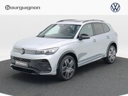 Volkswagen Tiguan - R-Line Edition 1.5 eHybrid 204 PK | Trekhaak | Panoramadak |