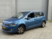 Volkswagen Touran - 1.6 TDI SCR Highline 7p (INRUILKOOPJE)