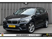 BMW X1 - sDrive20i Essential Automaat Xenon Navigatie Cruise Control 