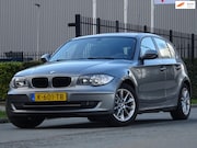 BMW 1-serie - 116i 5DRS STOELVERWARMING/CLIMA/PDC/APK 04-2027
