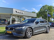 Volvo V60 - T5 252PK Momentum | BLIS | Trekhaak | Elektr. Kofferklep | C