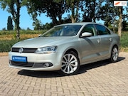 Volkswagen Jetta - 1.4 TSI Highline 161pk Automaat / Navigatie / Parkeersensore
