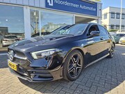 Mercedes-Benz A-klasse - 180 AMG Line / navigatie / camera / sfeerverlichting / keyle