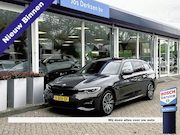 BMW 3-serie - Touring 330e High Executive - HUD | Memory | Pano | Elektr.