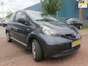 Toyota Aygo - 1.0-12V +