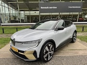 Renault Mégane E-Tech - EV60 220PK Iconic / 360 Camera / Winter pakket / Climate / A