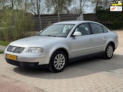 Volkswagen Passat - 2.0-20V Arctic Airco Cruise Trekhaak