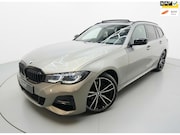 BMW 3-serie - Touring 320i M PAKKET LIVE COCKPIT PANO CAMERA