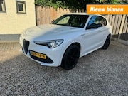 Alfa Romeo Stelvio - 2.0 T AWD VELOCE TI