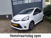 Toyota Aygo - | 1.0 VVT-i Comfort | Airco | Elektrische ramen |