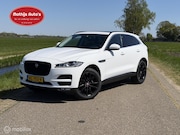 Jaguar F-Pace - 2.0 R-Sport AWD 20d Pano dealer onderhouden Nieuwe Motor