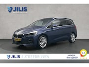 BMW 2-serie - 218i | 7 persoons | Camera | LED | Navigatie | Airco | Licht