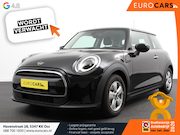 MINI Cooper - 1.5 3-Deurs 136pk Automaat Essential Trim Climate control Na
