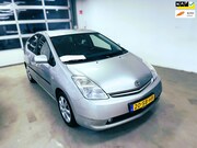 Toyota Prius - 1.5 VVT-i