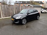 Suzuki Swift - 1.2 Stijl Smart Hybrid keyless navi cruisec. stoel verw.clim