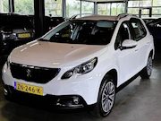 Peugeot 2008 - 1.2 PureTech Blue Lion CarPlay/Nav