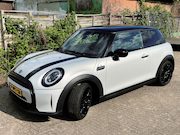 MINI Cooper - 3-Deurs 1.5 Business Edition Business Edition leer ecc navi