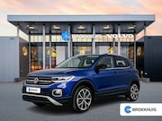 Volkswagen T-Cross - 1.0 TSI A/T 110PK Style | 18" | Trekhaak | Adaptieve Cruise 