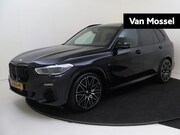 BMW X5 - M50i High Executive 531 PK | airco automatisch | Apple Carpl