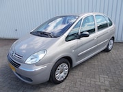 Citroën Xsara Picasso - 2.0i-16V Caractère Automaat ( NW. APK KEURING BIJ VERKOOP )
