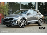 Volkswagen T-Roc - 1.5 TSI R-Line | Pano | IQLed | 19 Inch | ACC | Keyless entr
