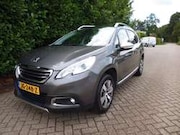 Peugeot 2008 - 1.2 110 pk PureTech Allure VOLAUTOMAAT CRUISE PANO