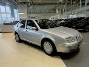Volkswagen Bora - 2.0 Comfortline