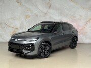 Volkswagen T-Roc - 1.5 eTsi R-Line / Nieuw / Pano / Blackpack