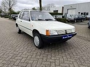 Peugeot 205 - 1.0 XE 1990 slechts 14.575 km
