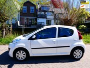 Peugeot 107 - 1.0 Active Automaat 5-deurs Airco LED Historie Zuinig
