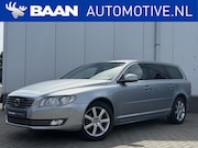Volvo V70 - 2.0 T4 Polar Luxury Automaat | Leder | Navi | Xenon | Standk